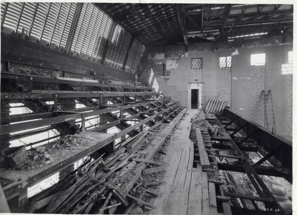 1944 - intérieur de la salle des fêtes