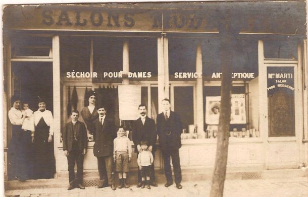 Salon boulevard de la République, existant au moins depuis 1926 (en dernier Tony coiffure)